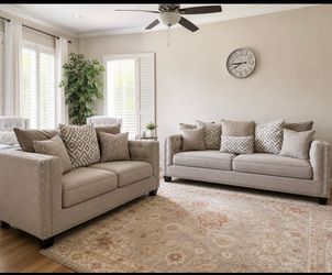 🔥Cindy Crawford Sofa & Loveseat Set- Can Deliver– $750 OBO