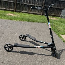 Swing Wiggle Scooter, 3 Wheels Drifting Folding Kick Scooter with 4-Level Adjustable Height/Foldable