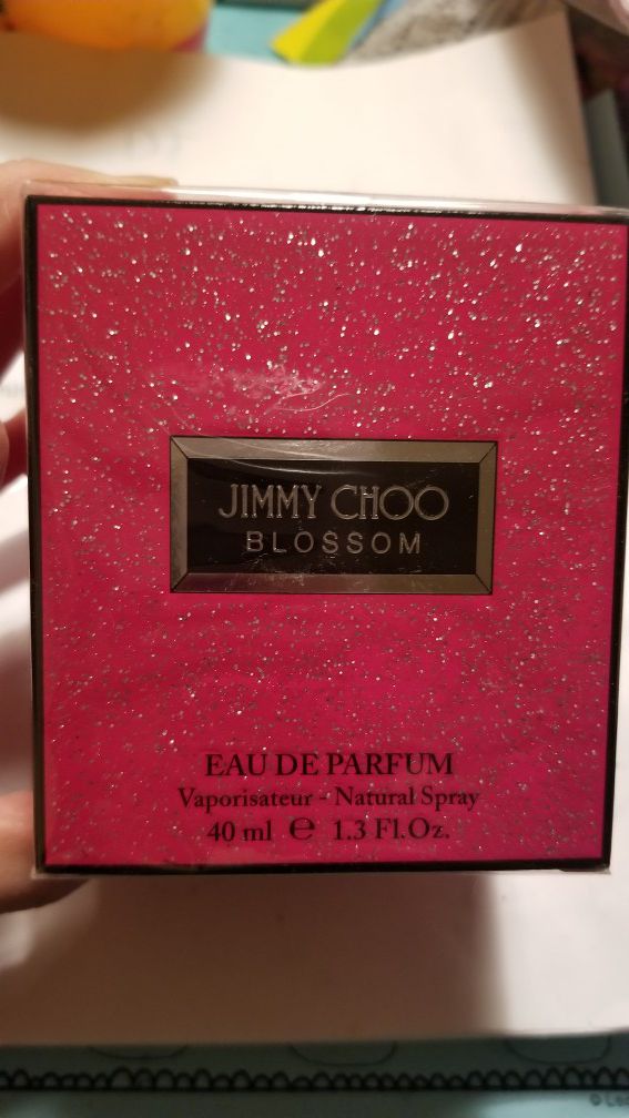 Jimmy Choo Blossom perfume