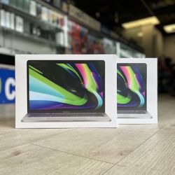 MacBook Pro 13 inch M2 Chip (Latest Model)