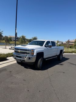 2018 Silverado 2500 crew cab ltz diesel