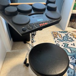 BARELY USED Yamaha DD-75 Portable Digital Drum Set