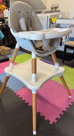 Baby high chair / table - 4 in 1 convertible! All parts included, great condition!