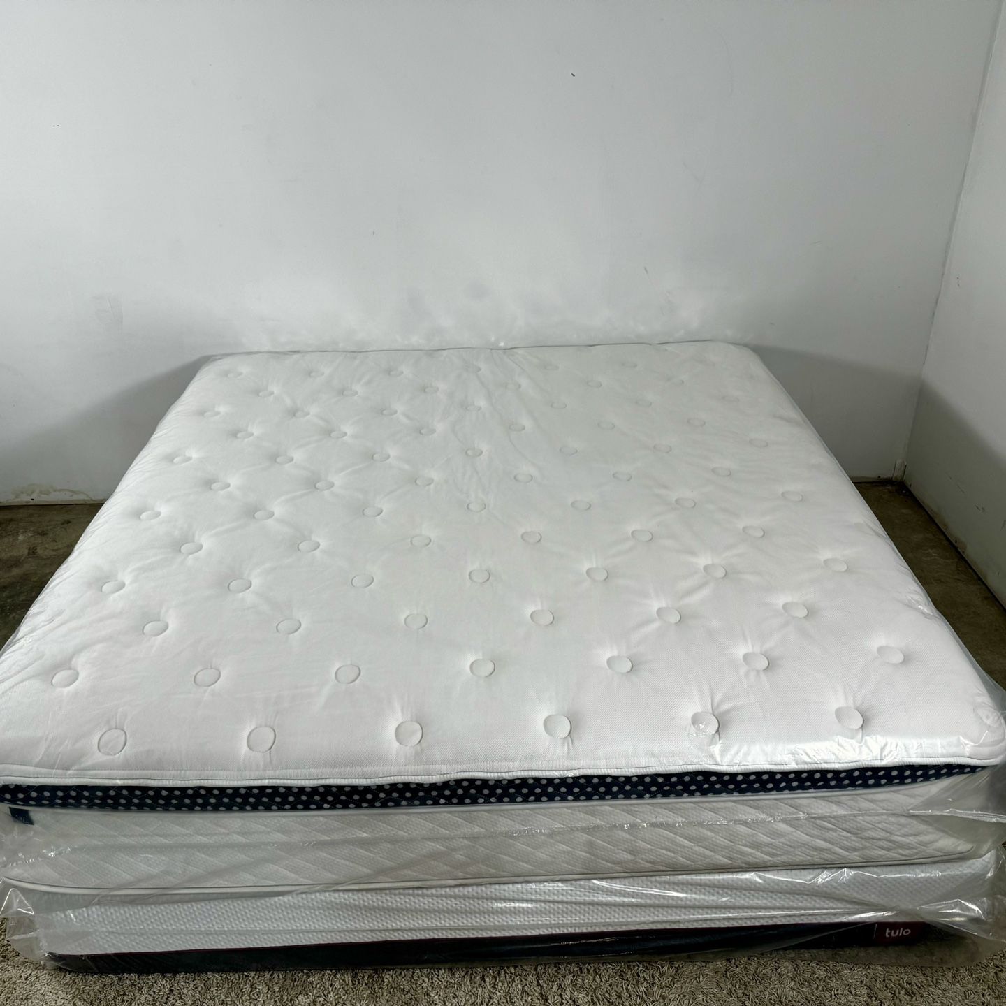 King Winkbed Mattress (Delivery Is Available)