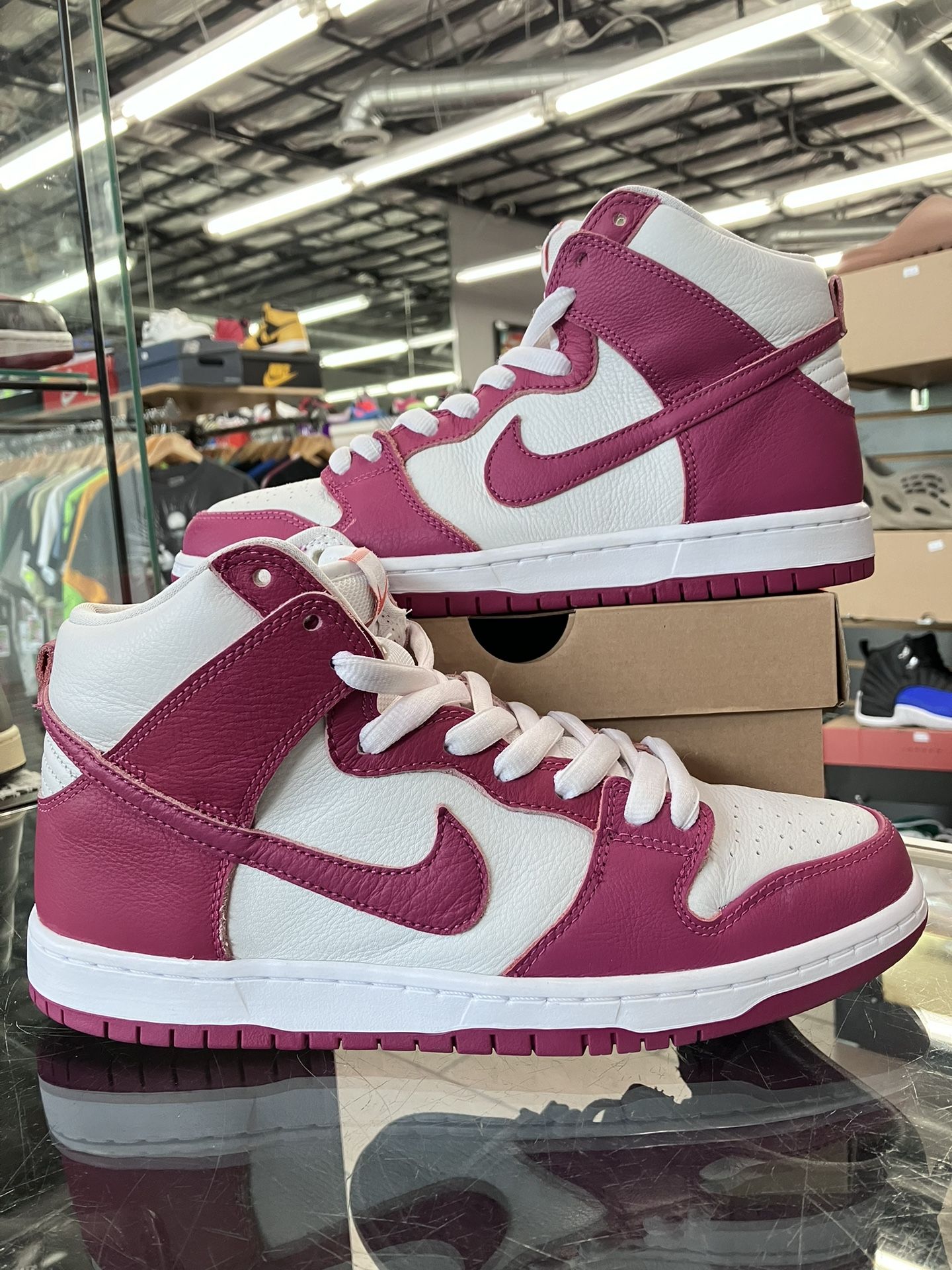 Nike SB Dunk High Orange Label Sweet Beet for Sale in Culver City