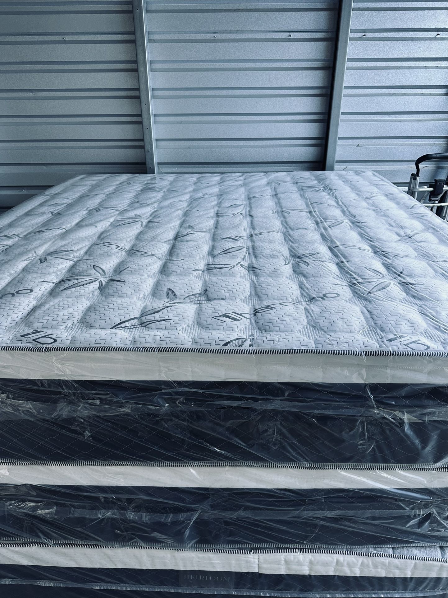 Brand New KING 14” inches thick PILLOW TOP just the MATTRESS Free Delivery All Sizes Available todos los tamanos disposables