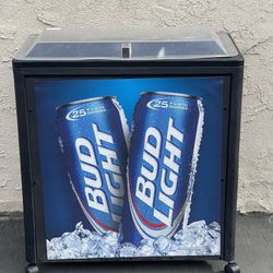 Bud Light Rolling Ice Chest