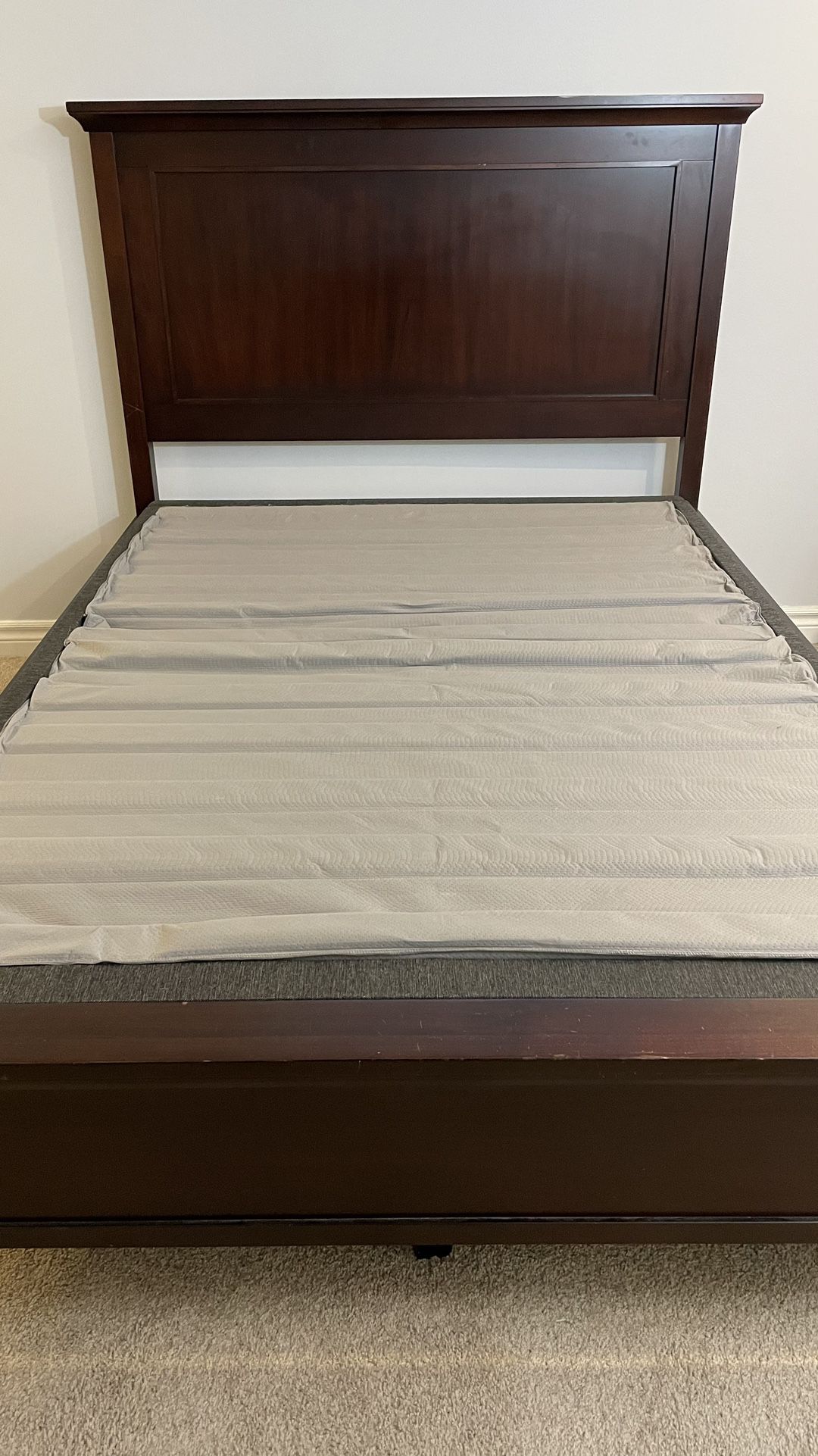 Full Sized Bed Frame Solid Wood