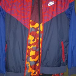 Size Adult Small Nike Windbreakers