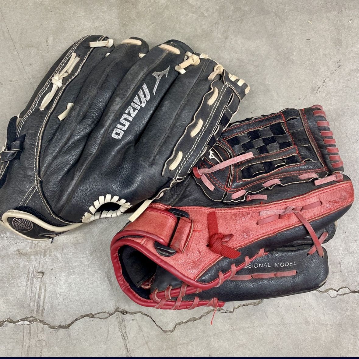 MIZUNO Softball Gloves