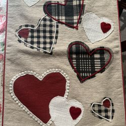 Nicole Miller Valentine’s Day Table Runner 