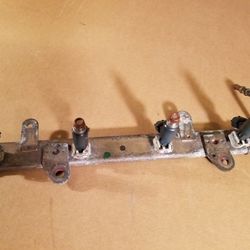 2003 Nissan Sentra SER Fuel Injectors with Fuel Rail