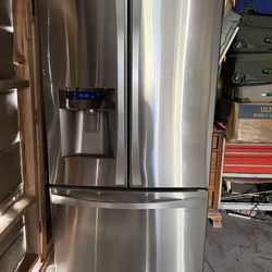 Refrigerator Kenmore