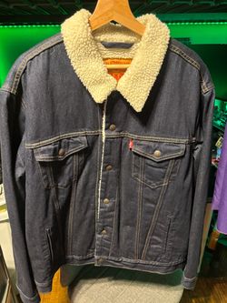 Levis jean jacket