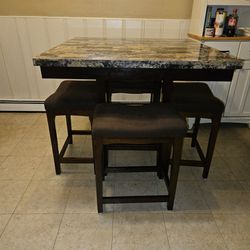 High Table With 4 Stools