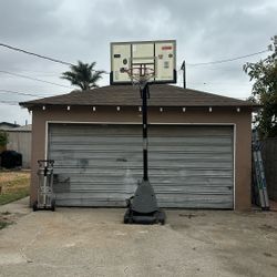 Spalding Basketball Hoop
