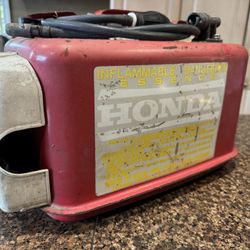 Honda Outboard Med 3.4 gal Gas Tank With Original Tool Kit
