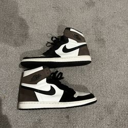 Air Jordan 1 Mocha Size 11