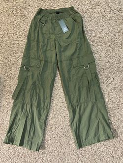 Women’s Green Cargo Pants