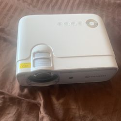 Vankyo projector