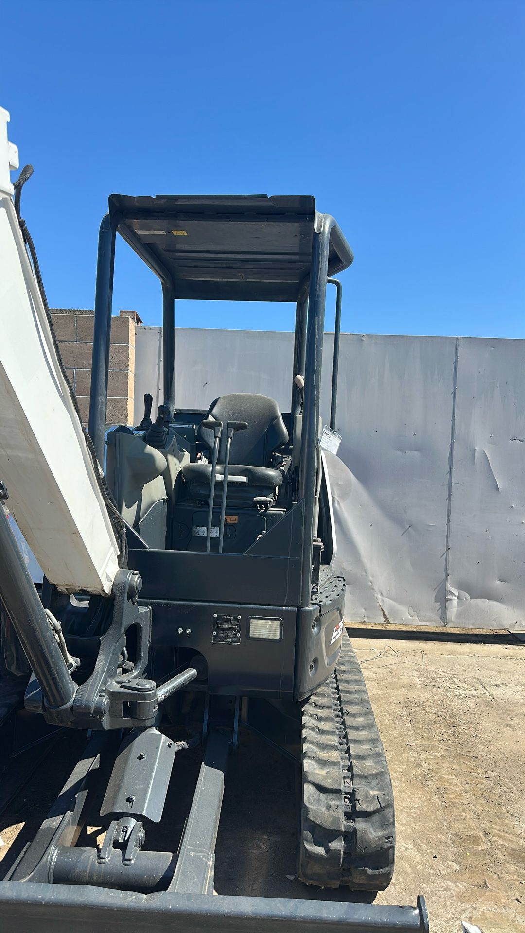 BOBCAT E35i