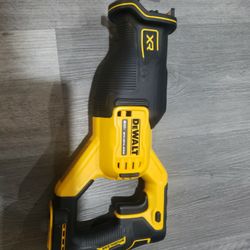 Dewalt  Saw Zall 20v XR Brushslees (Tool Only)