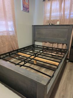 Queen bed
