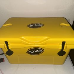 Mike’s Hard Lemonade Cooler Ice Chest 21x12x12 Yellow Promo