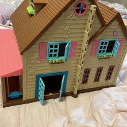 Little woodzee house