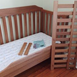 3 In 1 Convertible Crib