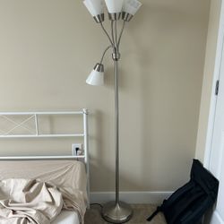 Modern 5-Head Fully Adjustable Floor Lamp