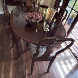 Pretty Dining Room Set Must Go