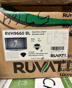 Ruvati 30" Farmhouse Apron-Front Kitchen Sink