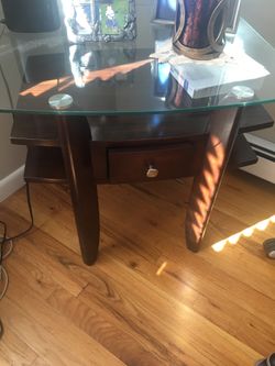 2 Small tables (the other one not pictured)