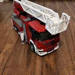 Bruder Scania Ladder Truck