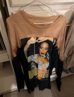 Aaliyah long sleeve