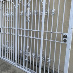 One Security Gates (need To Go)