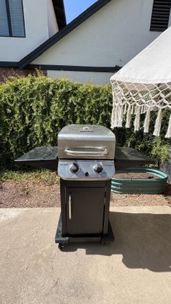 Charbroil 2‑Burner Gas Grill