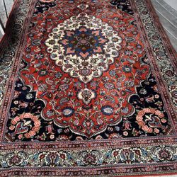 Large Hand Made Persian Wool Rug 