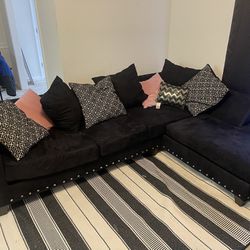 Black sectional 
