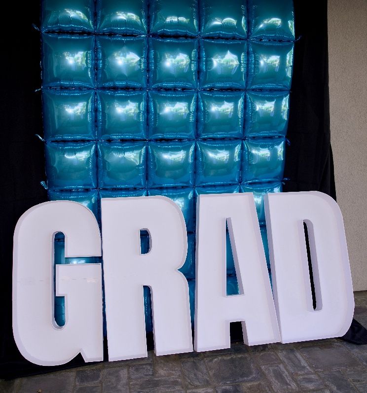 GRAD MARQUIS SIGN