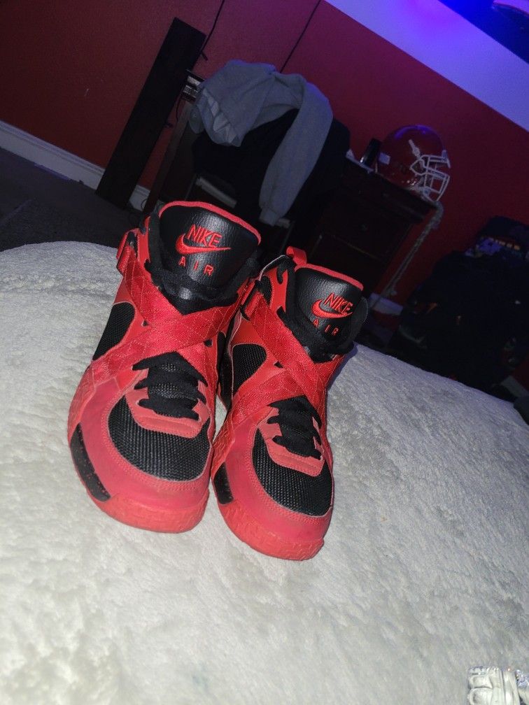 Nike Air Raid University Red Black
