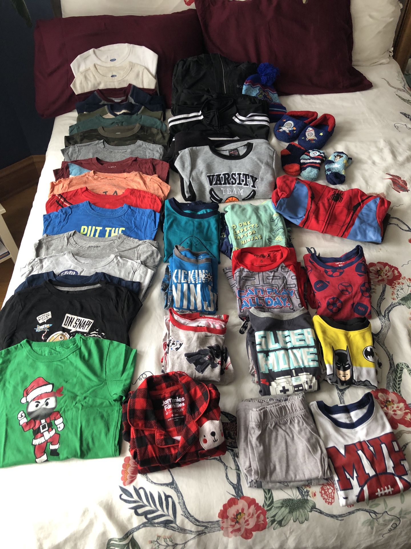 Boys Size 5 Fall/Winter Clothes (full lot)
