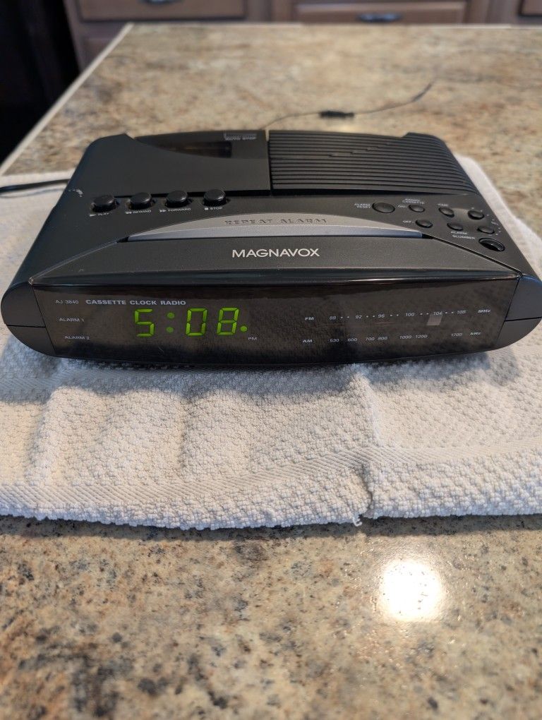 Magnavox Alarm Clock with Radio and Cassette Player 