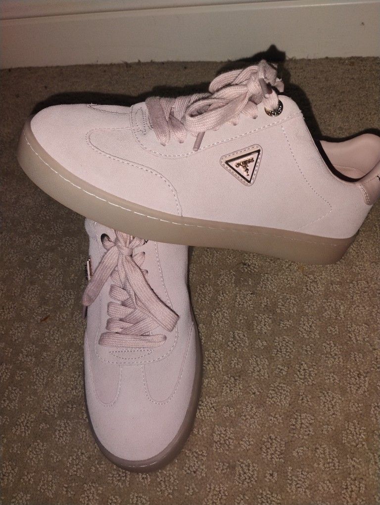 Guess Brand New Pink 9M