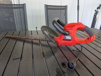 Black& Decker Hedge Trimmer
