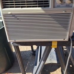 Air Conditioner GE Wall/Window Unit. Tested Works Great