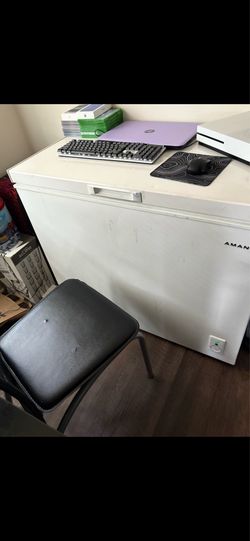 White Deep freezer