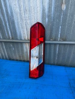 2015 2016 2017 2018 2019 2020 2021 2022 2023 2024 2025 2026 Ford Transit Right Passenger Side Tail Light OEM