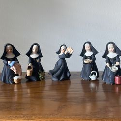 Napco Nun figurines 1960